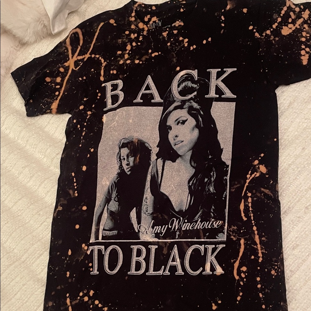 Back to Black Amy Winehouse  T-Shirt